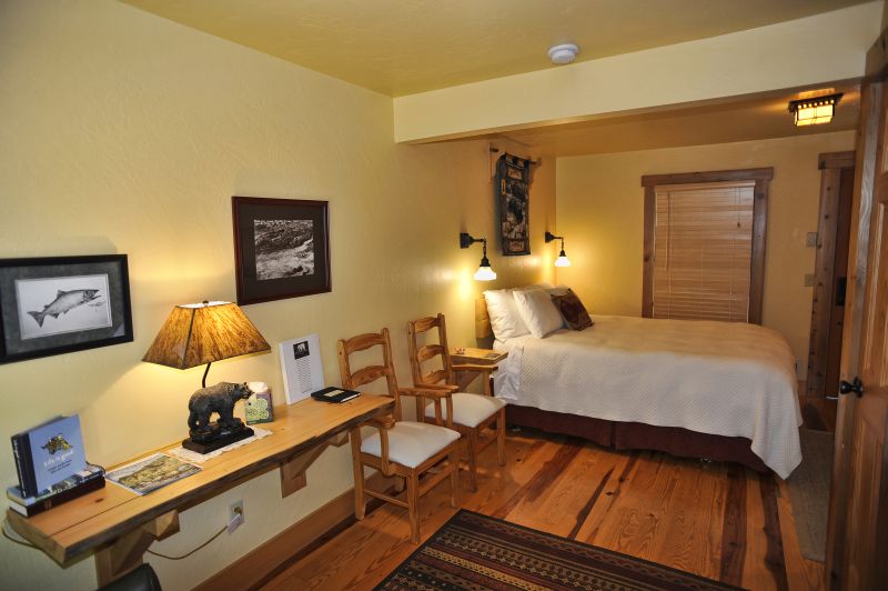 Hotels in Gold Beach Oregon Wild Iris